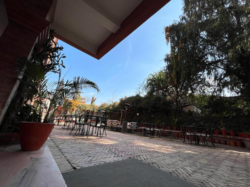 Summit Hotel Lalitpur Dış mekan fotoğraf