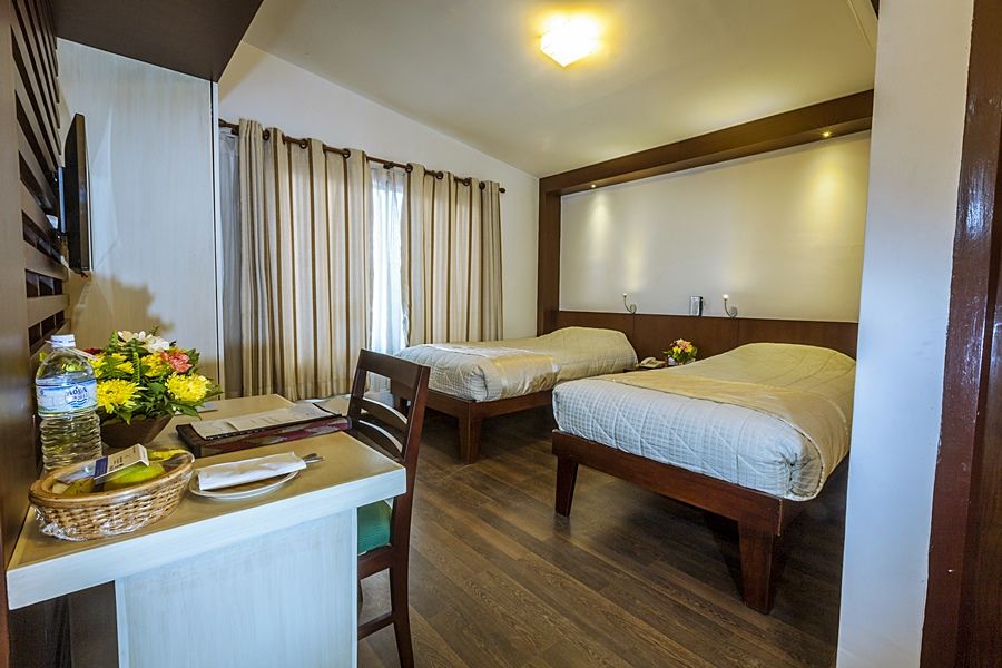 Summit Hotel Lalitpur Dış mekan fotoğraf