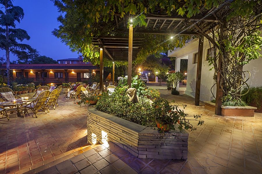 Summit Hotel Lalitpur Dış mekan fotoğraf