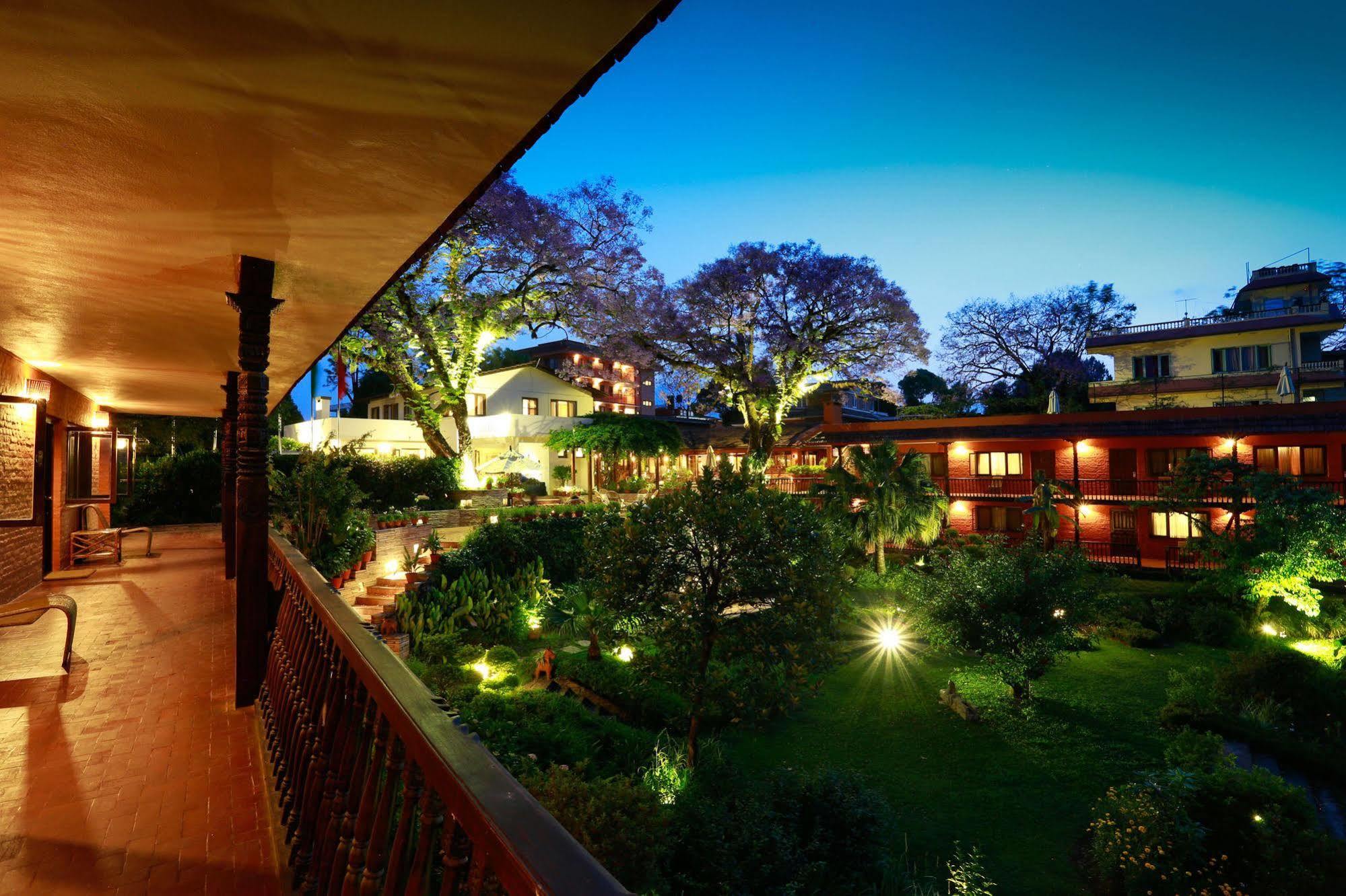 Summit Hotel Lalitpur Dış mekan fotoğraf