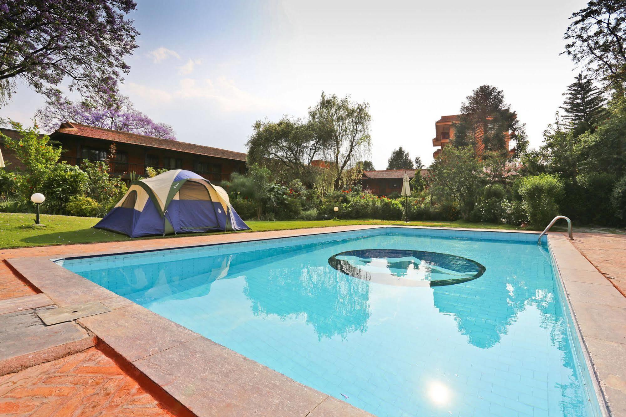 Summit Hotel Lalitpur Dış mekan fotoğraf