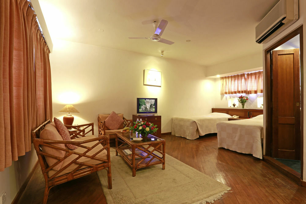 Summit Hotel Lalitpur Dış mekan fotoğraf